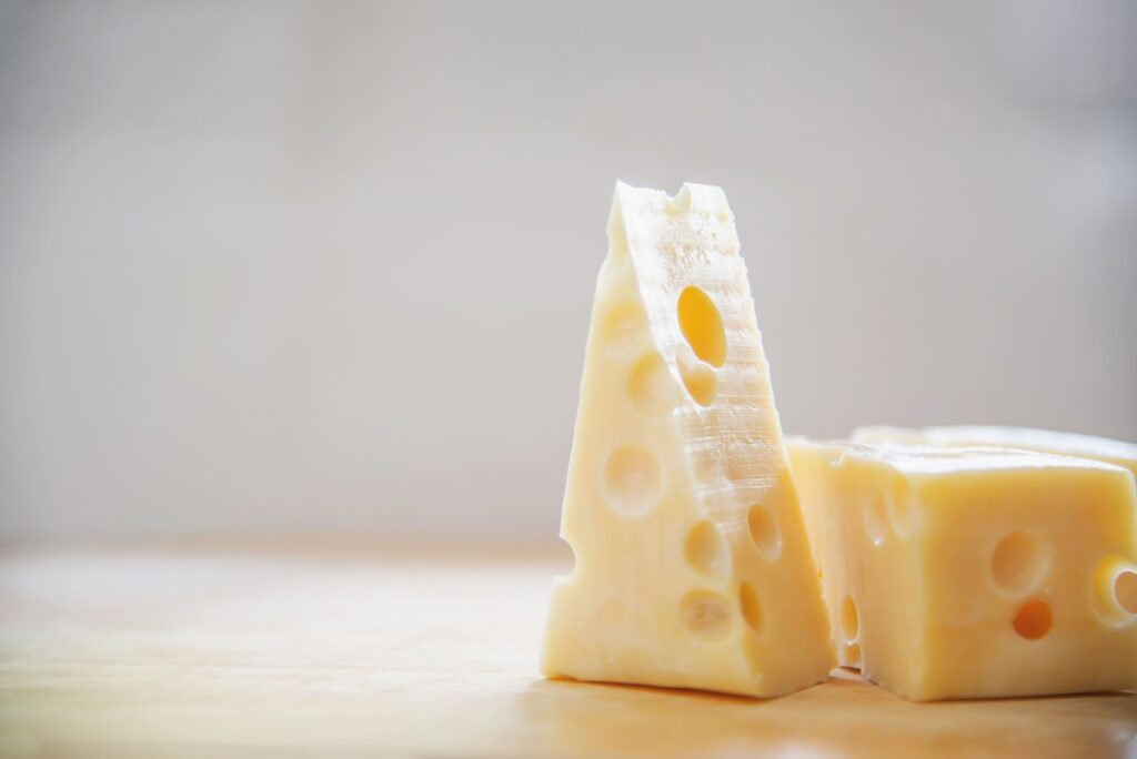 What Cheese Melts the Best for Cheese Sauce?